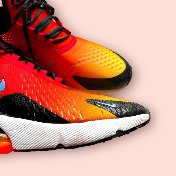 AUTHENTIC NIKE AIR MAX 270 SNEAKERS - Picture 4 of 15